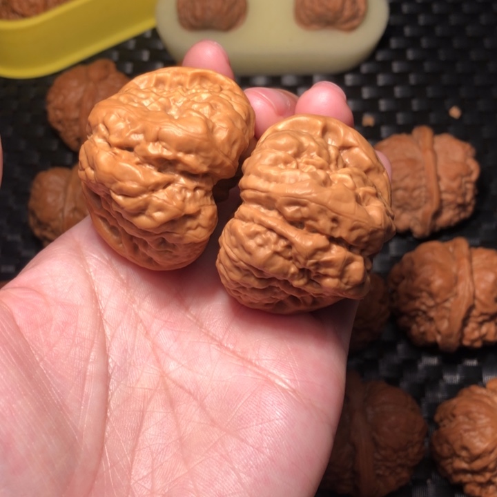 文玩核桃把件用**王蛤蟆