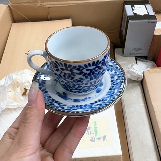 精品瓷器。            