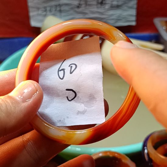 玛瑙/玉髓手镯未镶嵌