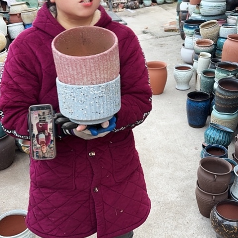 口17高13瑕疵盆子。