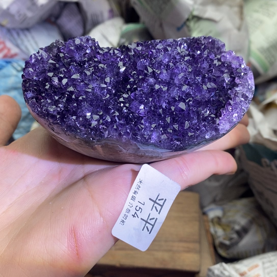 紫晶未镶嵌大型摆件（非配饰）