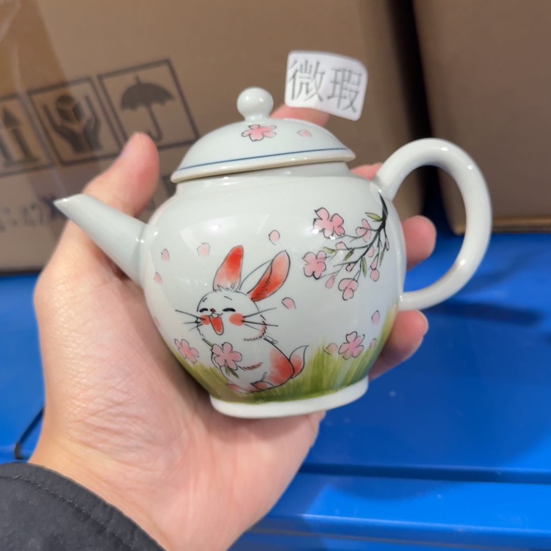 釉下手绘茶具微瑕