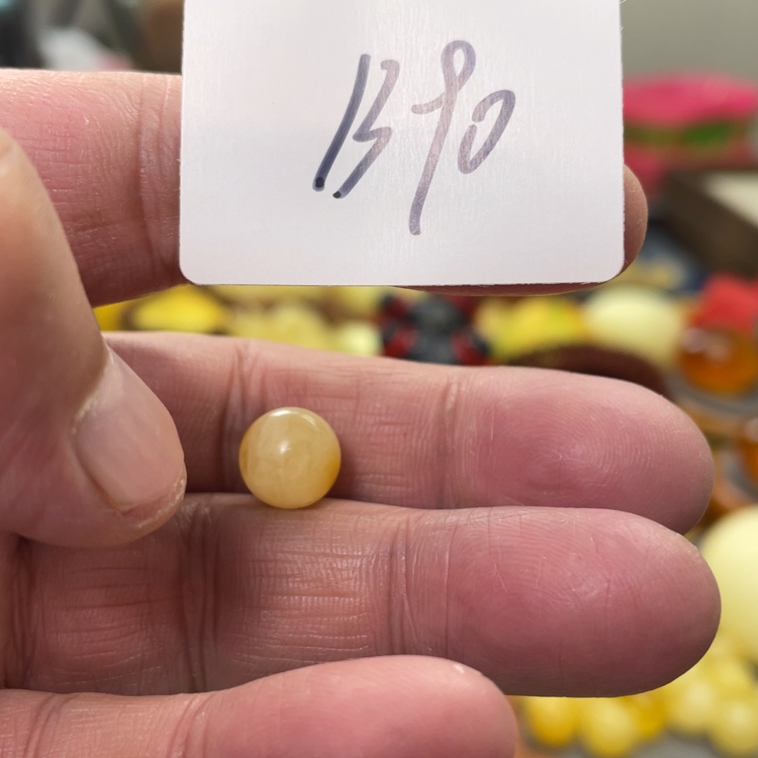 手链琥珀未镶嵌多样性发，发其中一件