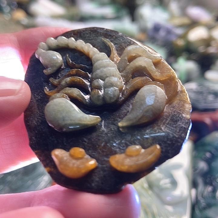 翡翠吊坠(不含链)未镶嵌