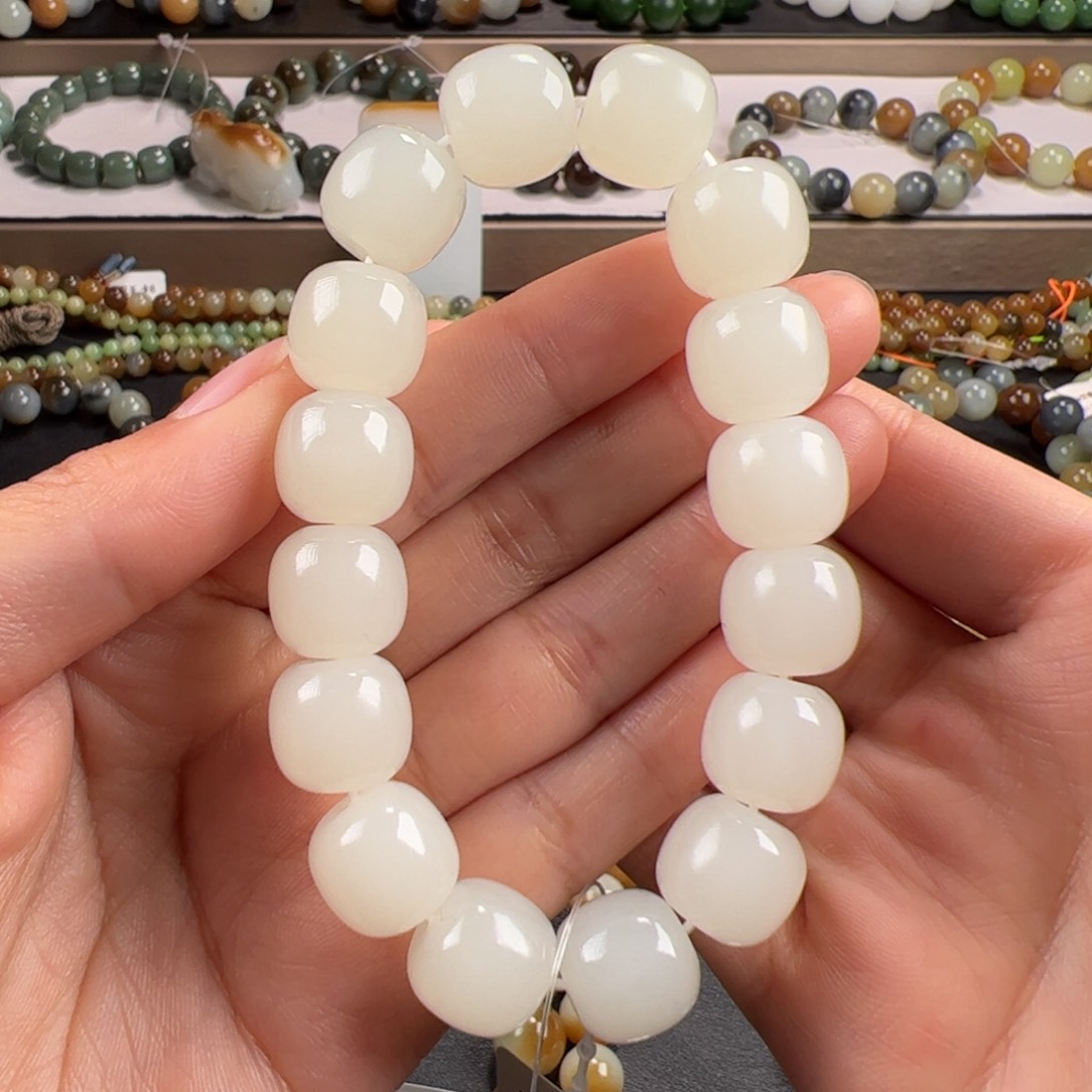 和田玉手链未镶嵌