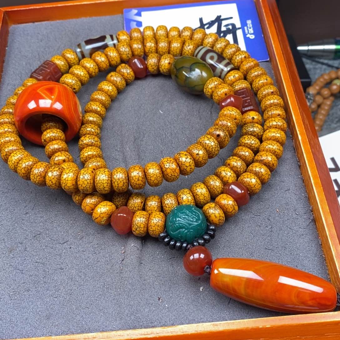 星月菩提吊坠关****过星月