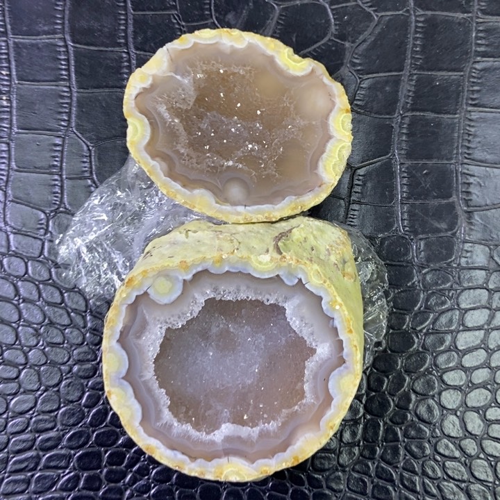 水晶聚宝盆未镶嵌