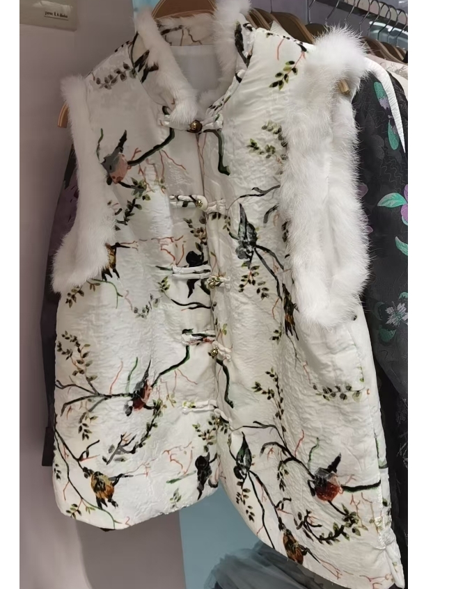 【南油玲姐】白色马甲外套M7901