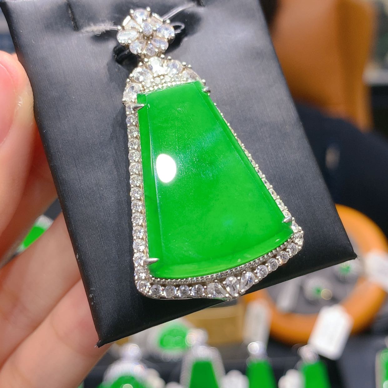 【闪购商品】颈饰银S925镶嵌翡翠4柒姐