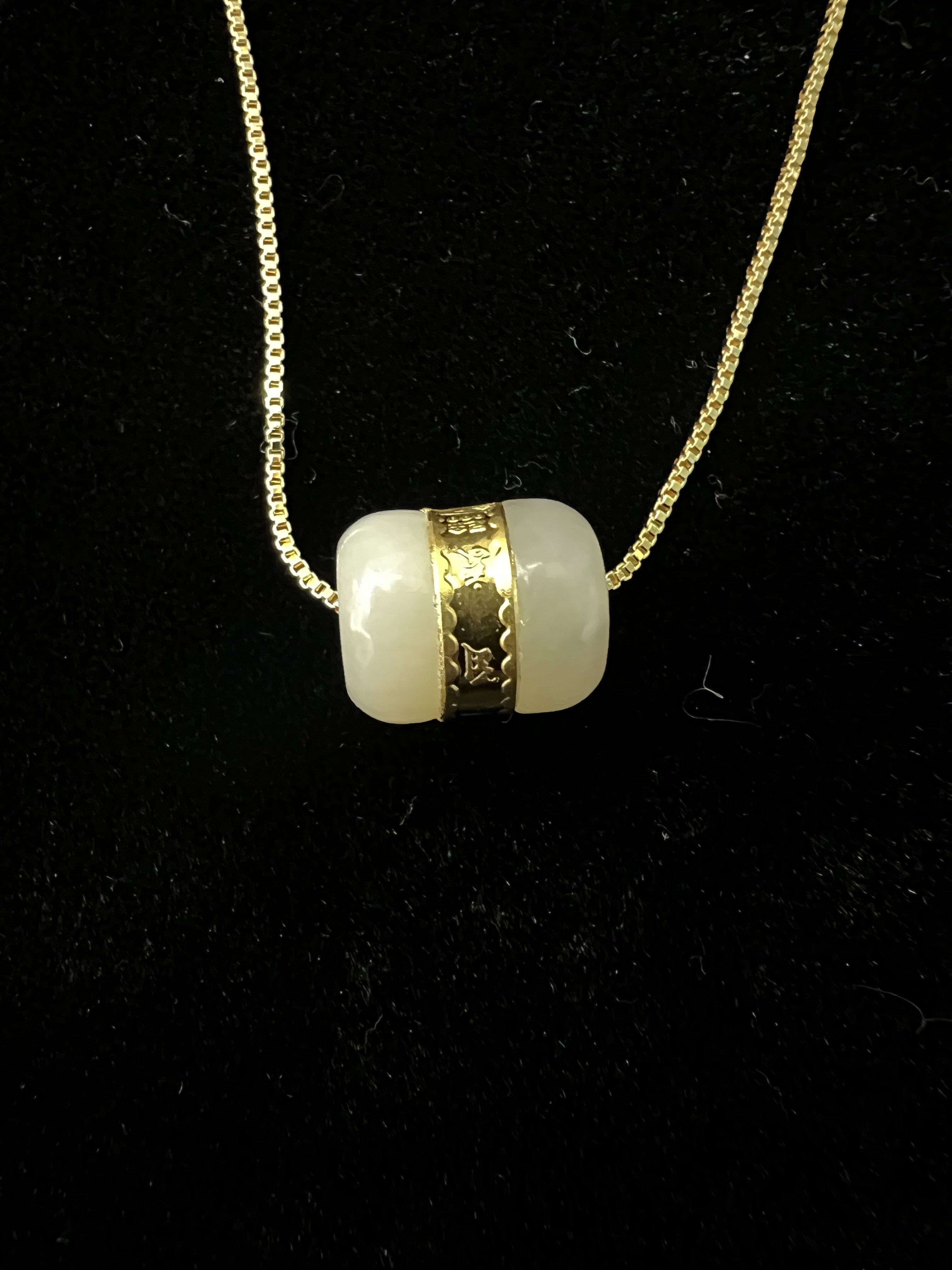 【门店专供】足金黄金镶嵌和田玉路路通气质吊坠赠合金链 【DH53635】