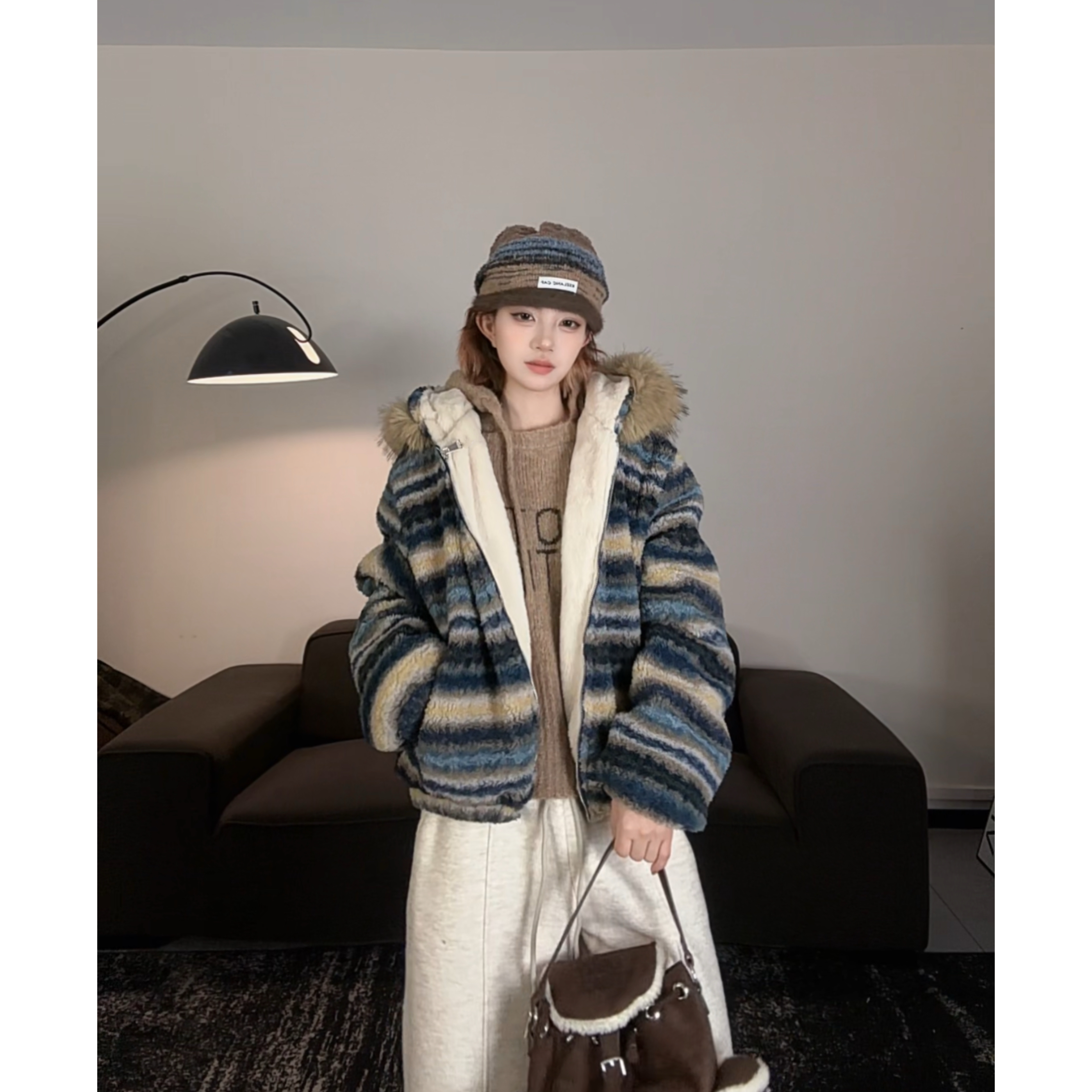 25冬季新款氛围感大毛领连帽棉服羊羔毛条纹渐变加厚棉外套