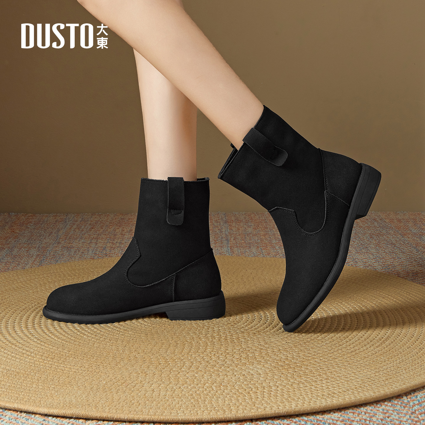 大东女鞋加绒保暖时装靴2025秋冬新款黑色简约百搭毛绒靴子0035