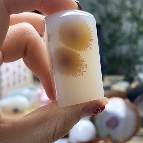 玛瑙/玉髓颈饰未镶嵌清**分