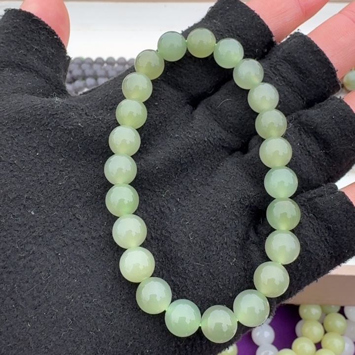 和田玉未镶嵌颈饰开心