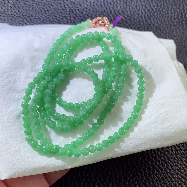 翡翠手链未镶嵌翡翠