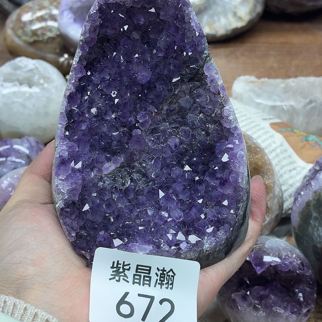 水晶未镶嵌大型摆件（非配饰）