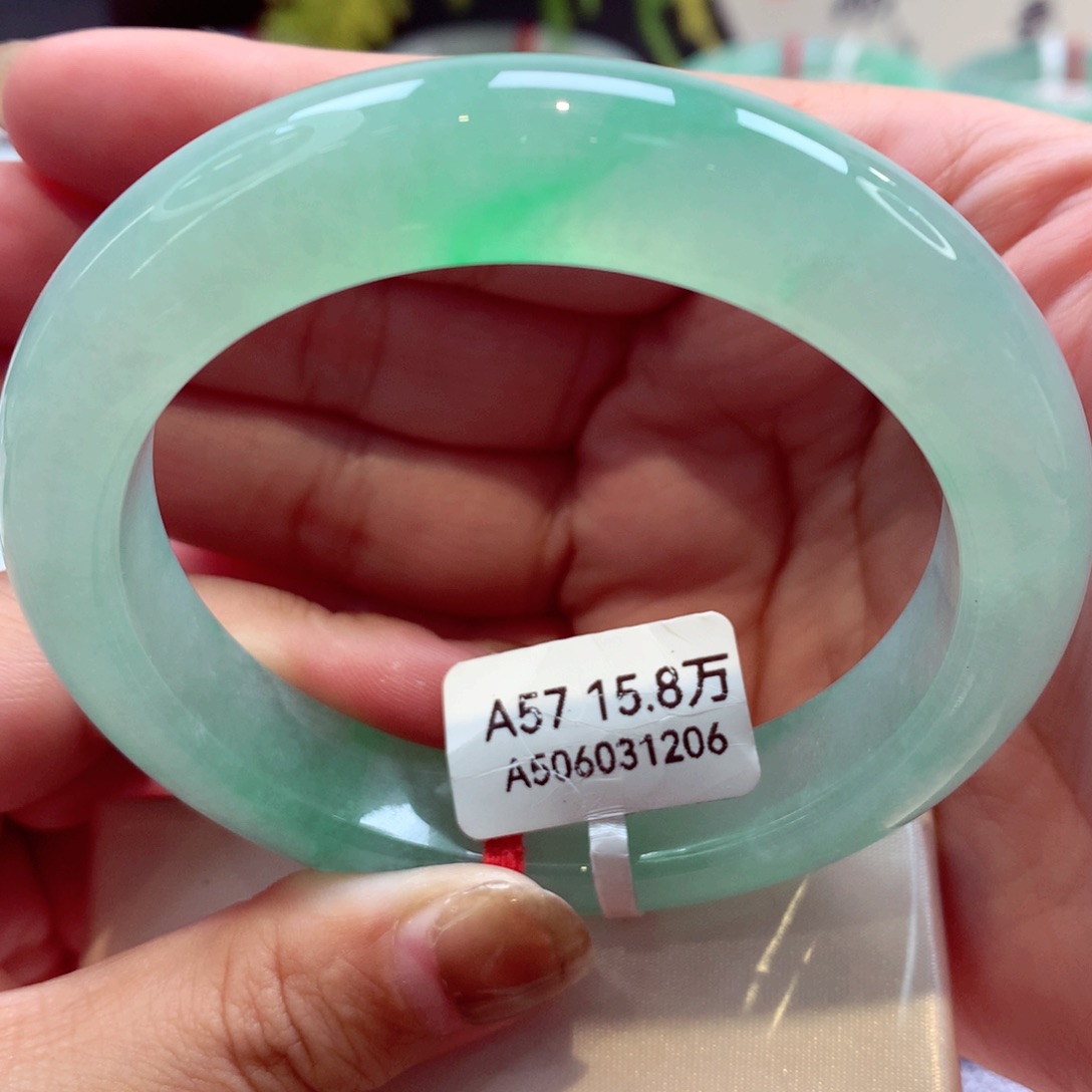 未镶嵌手镯翡翠冰甜金丝绿完美推荐15号11