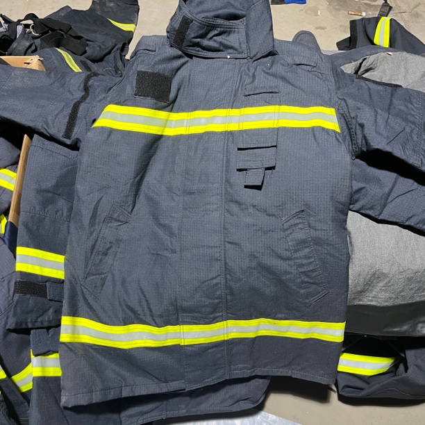 冬季加长款成套工作服电焊服加厚保暖防风防寒男士卡码拍大