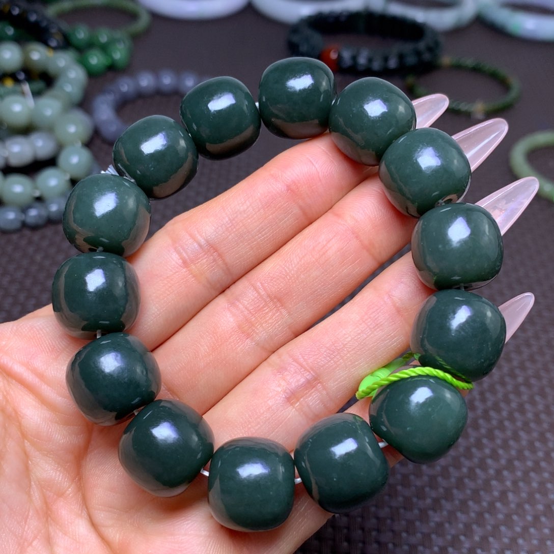 未镶嵌手串和田玉卡16