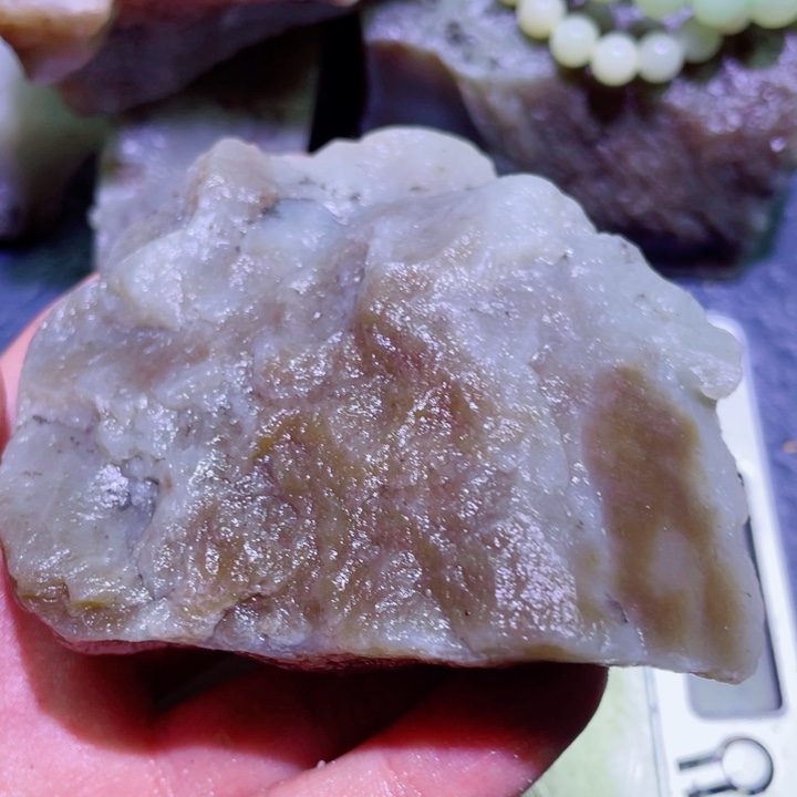 和田玉未镶嵌珠宝半成品