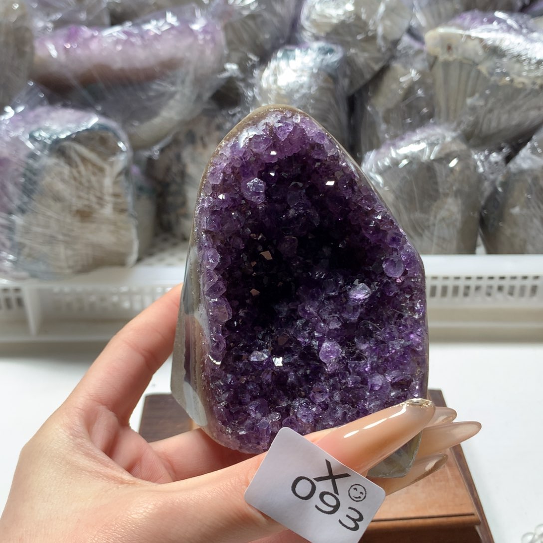 紫晶摆件未镶嵌水晶