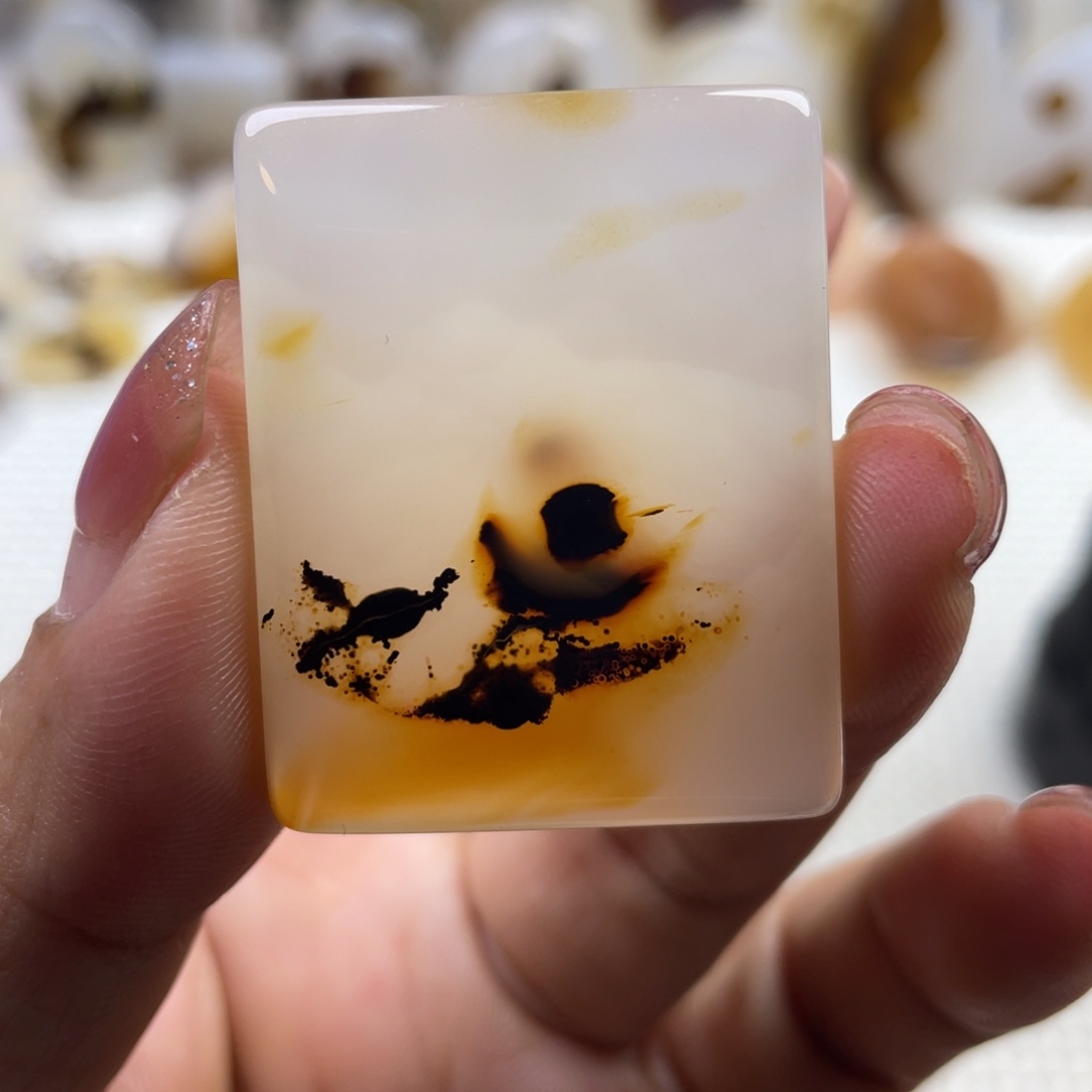 玛瑙/玉髓未镶嵌颈饰