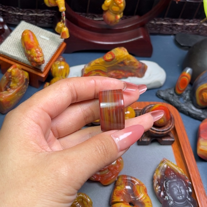 玛瑙/玉髓未镶嵌颈饰