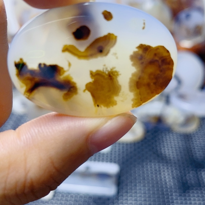 玛瑙/玉髓未镶嵌珠宝奇石