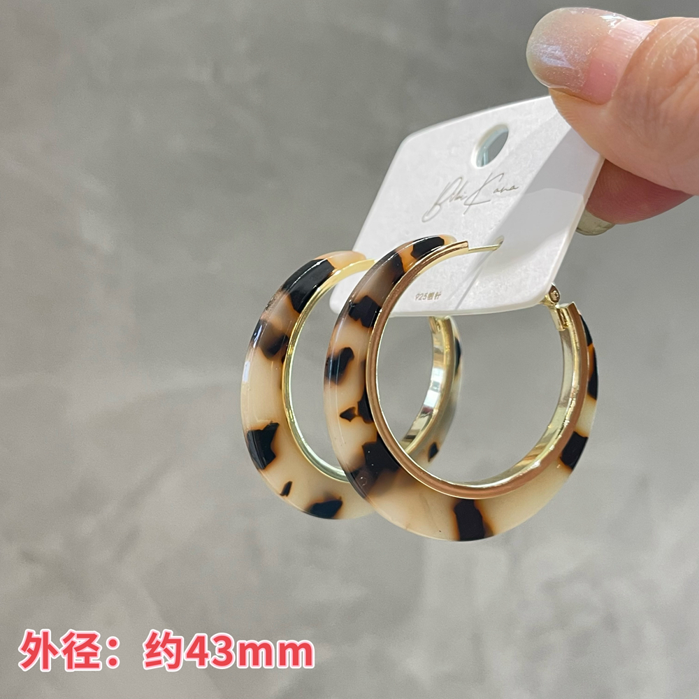 铜合金亚克力耳饰 赵露思同款豹纹时尚耳圈小众设计气质圆圈耳环