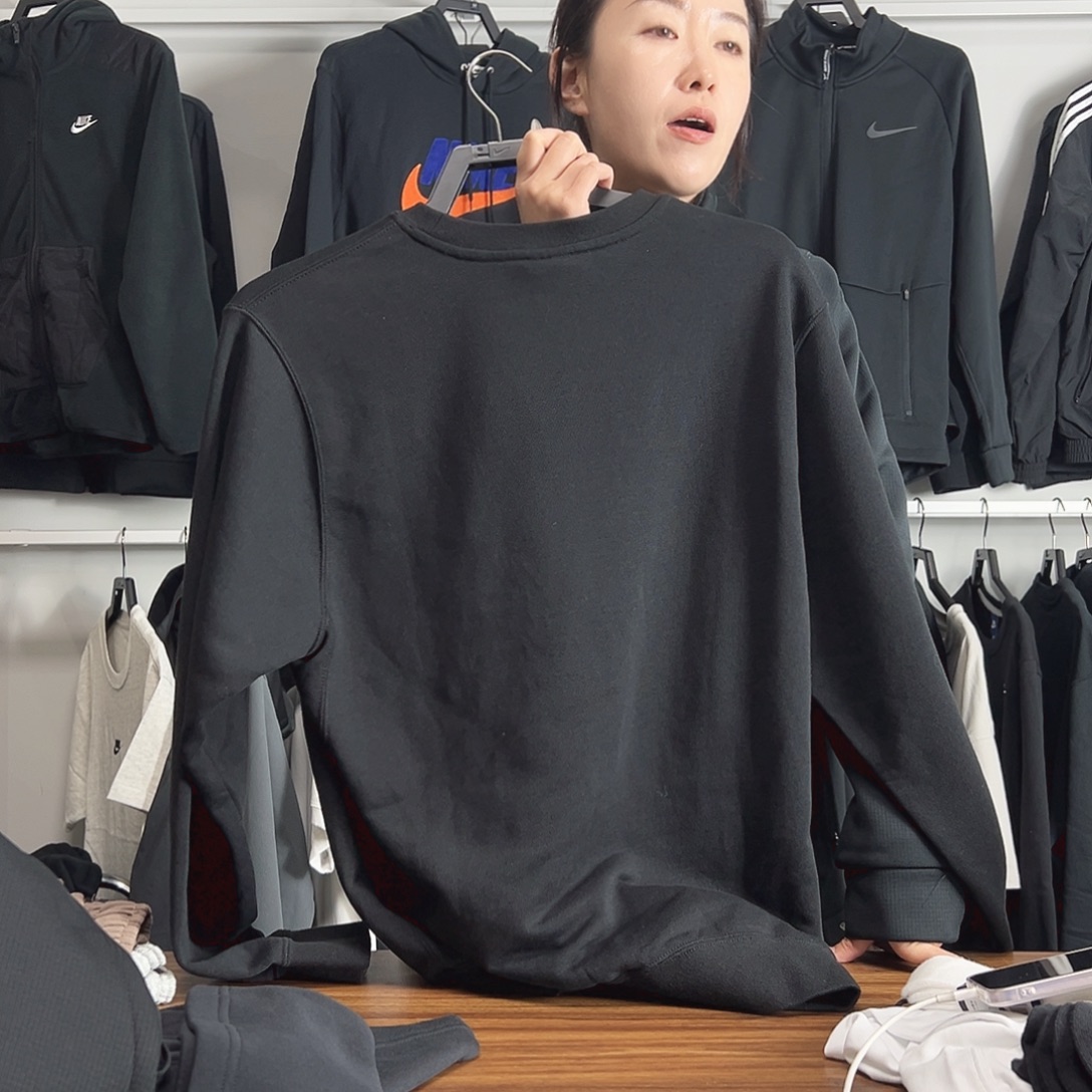 2667黑色卫衣M码120-140斤不退换