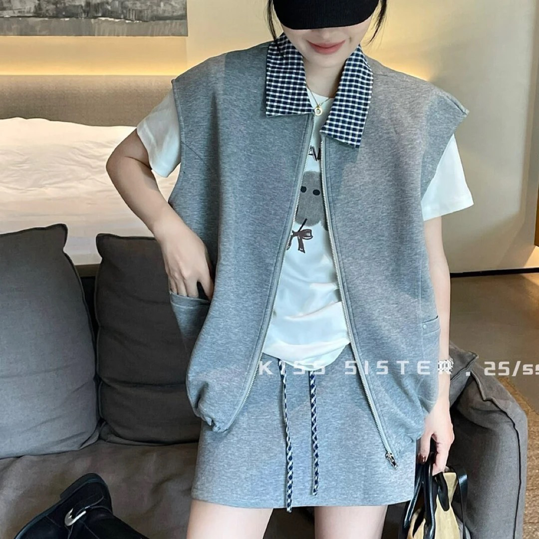 圆领拼接秋季街头风薄款马夹上衣加短裙