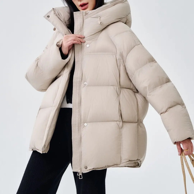 小涂豆儿家连帽中款泡芙羽绒服