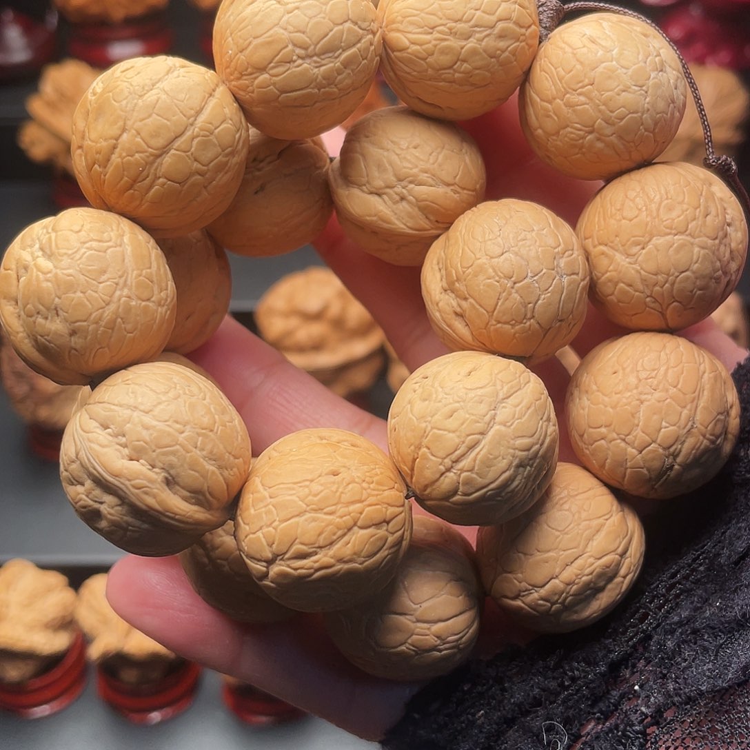 文玩核桃把件手持……