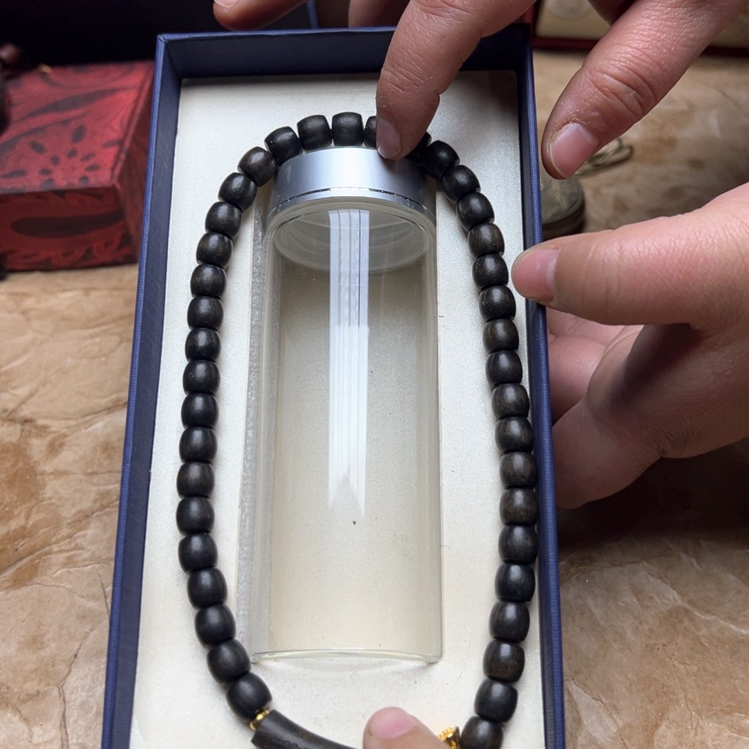 大叶紫檀（黑酸枝木类）