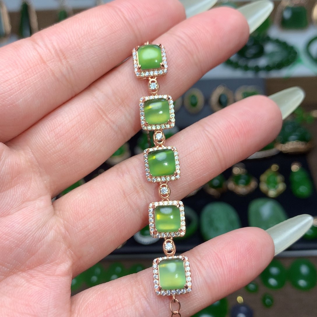 和田玉（碧玉）吊坠未镶嵌