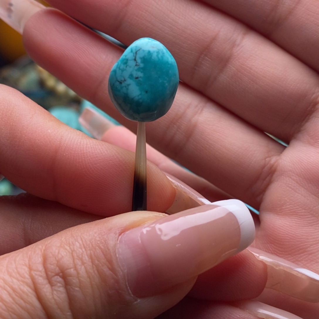 绿松石未镶嵌珠宝奇石