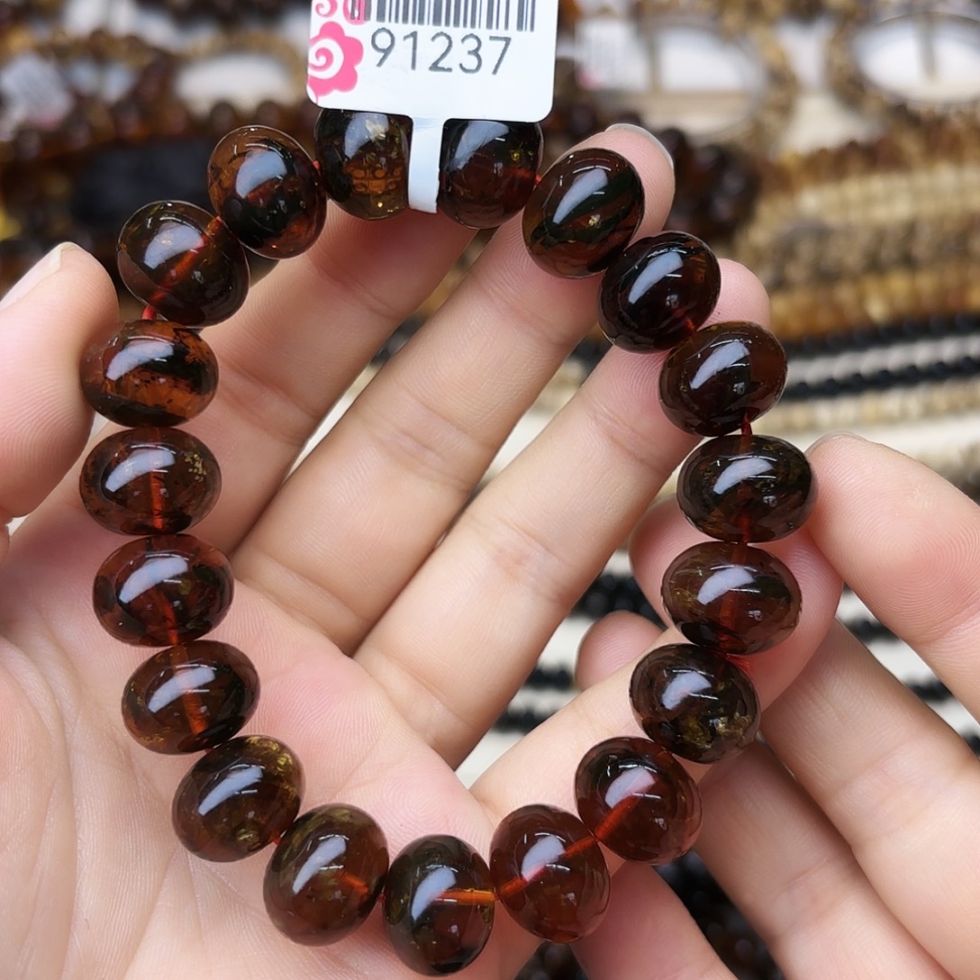 y****琥珀未镶嵌裸石十四91237