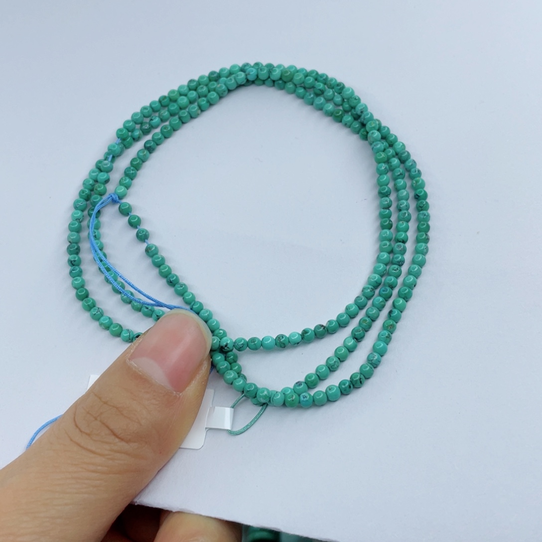 绿松石颈饰未镶嵌