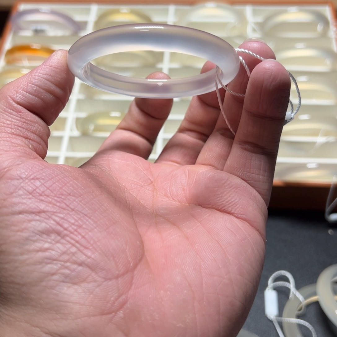 玛瑙/玉髓手镯未镶嵌圈****D