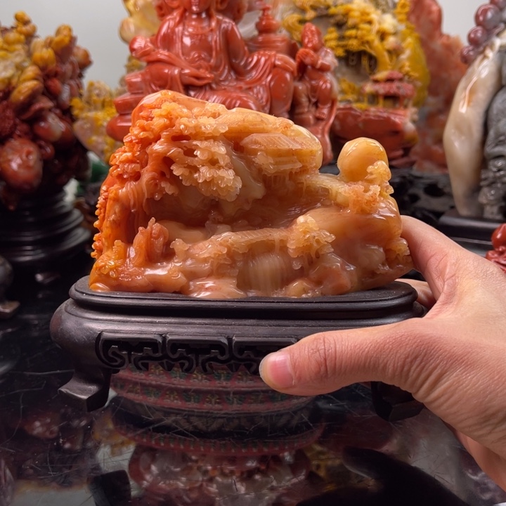 寿山石松下雅聚摆件