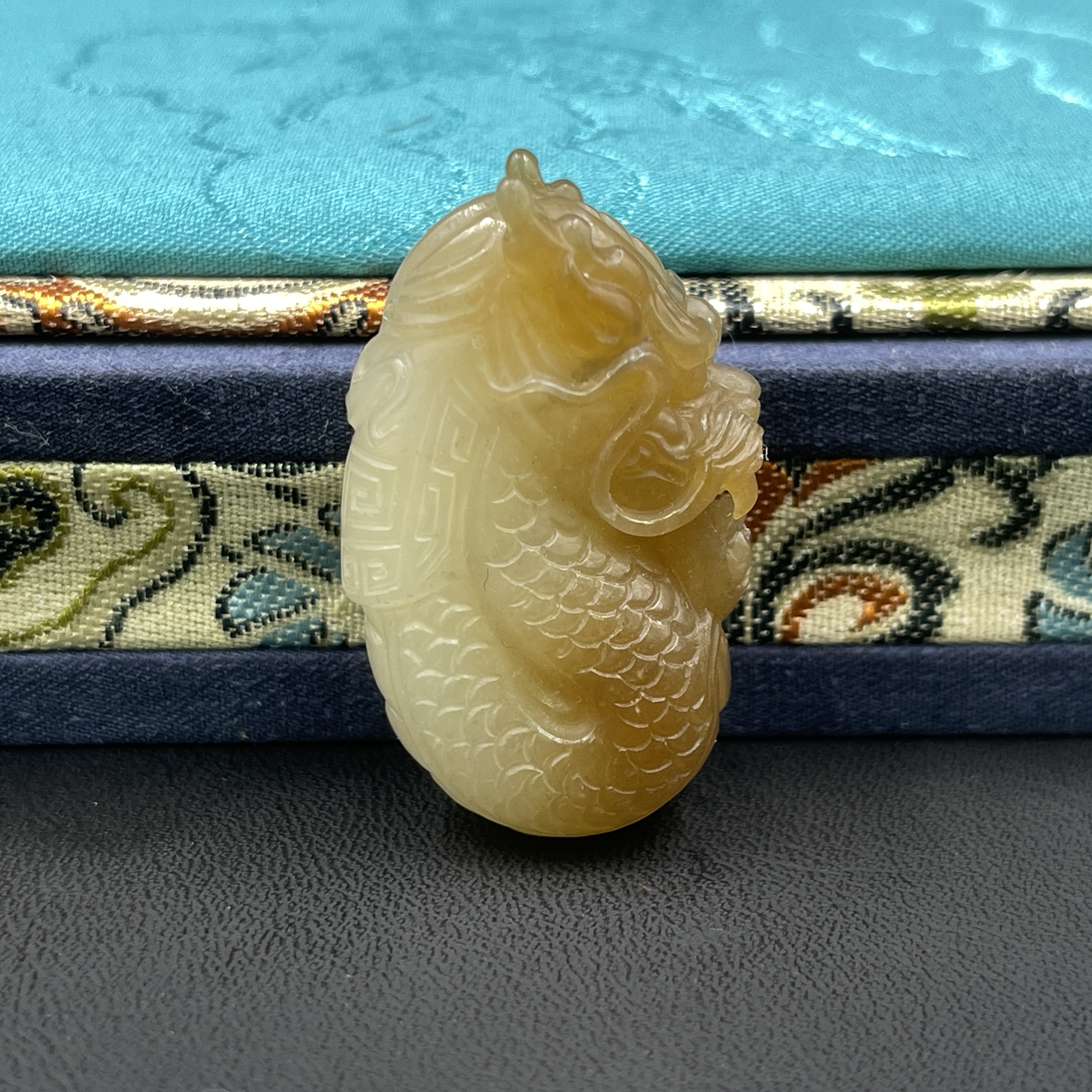 1221GY062和田玉挂件