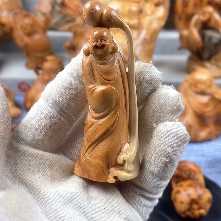 柏木（崖柏）米勒手把件