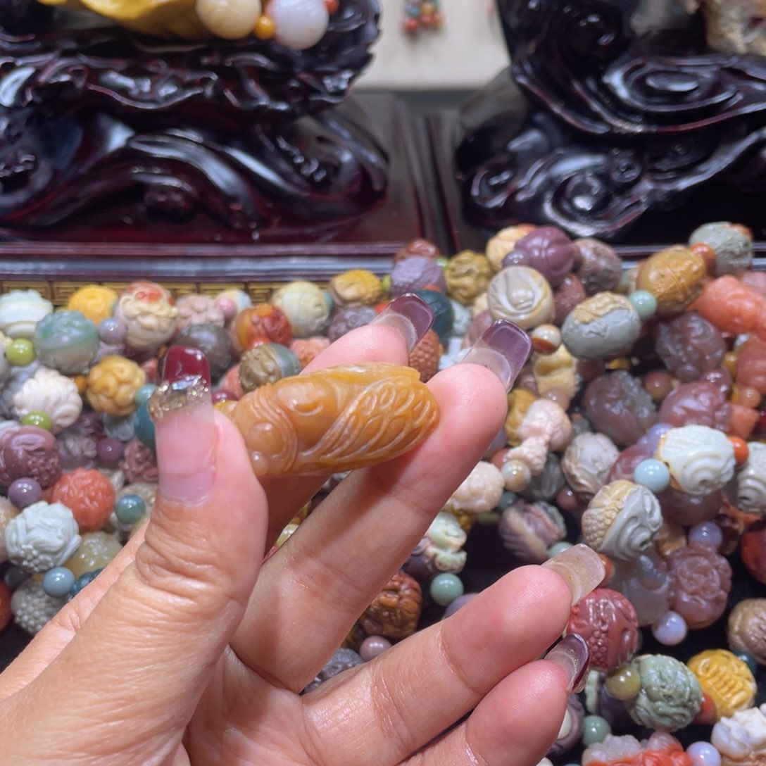 石英质玉手链未镶嵌