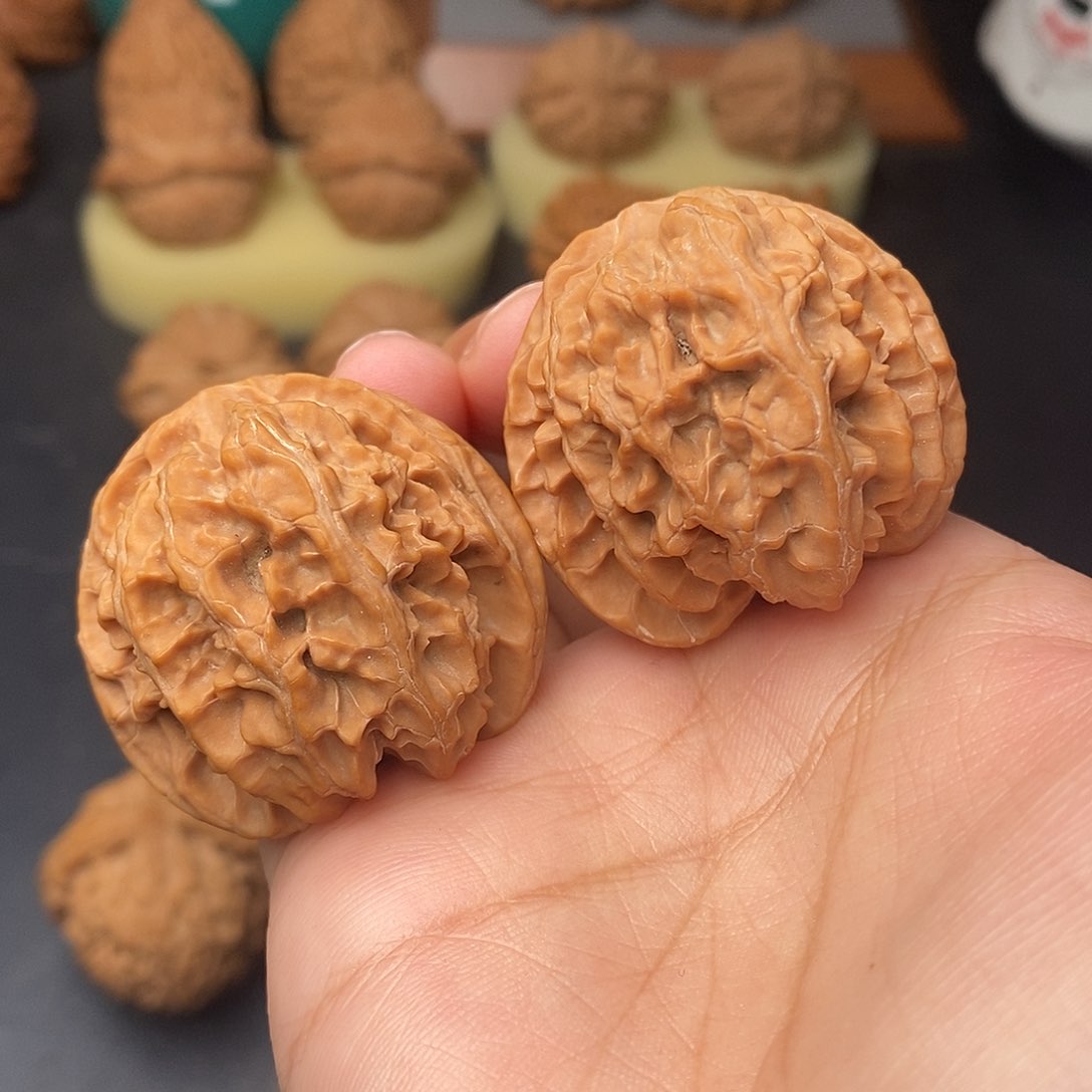 把件文玩核桃苹果全品38.5