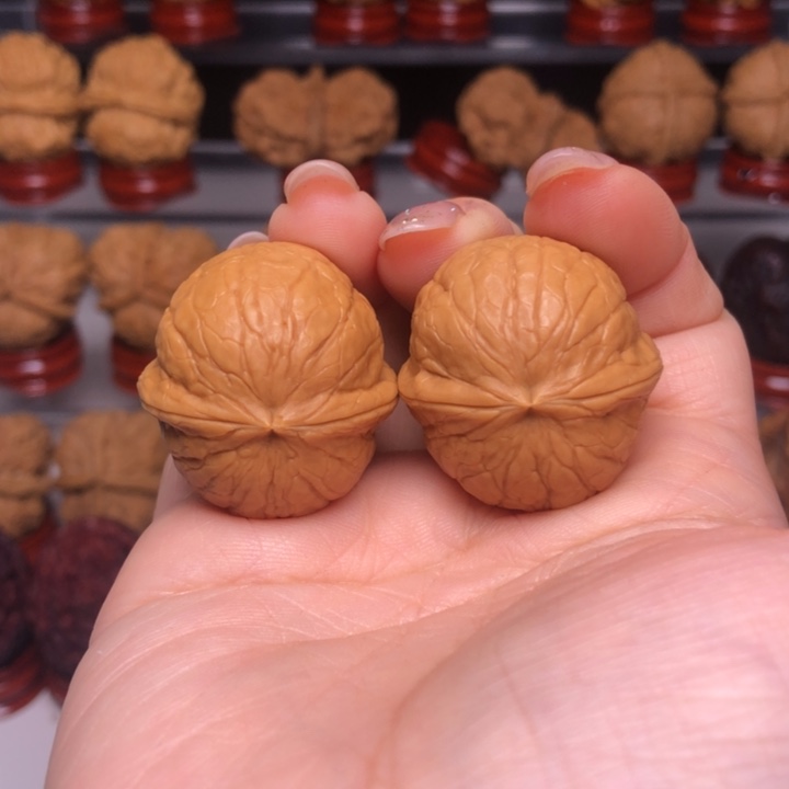 文玩核桃吊坠一**东7铁西瓜