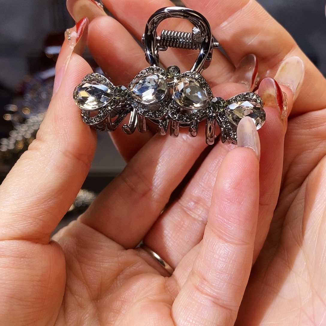 合成立方氧化锆铁合金