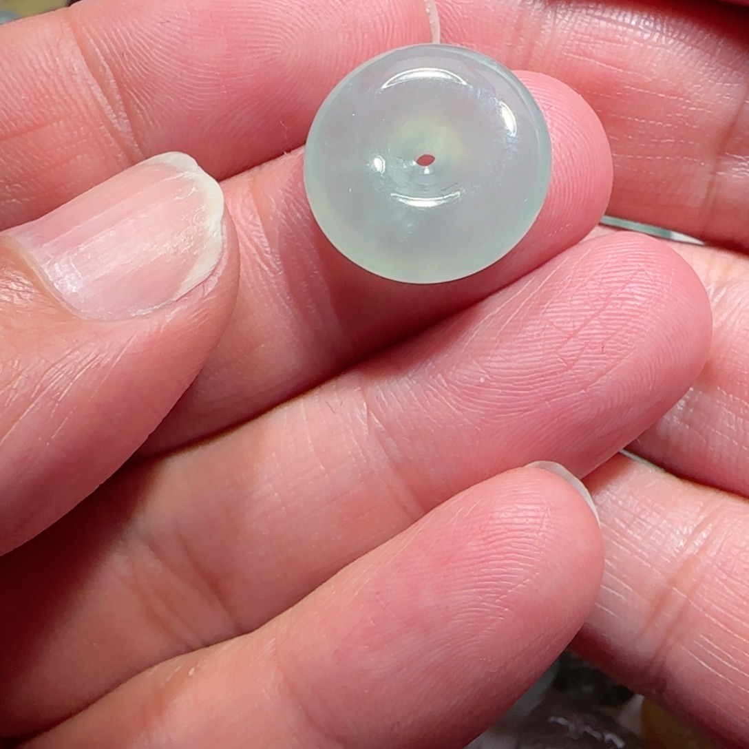 雨***️定制翡翠未镶嵌天然翡翠扣子