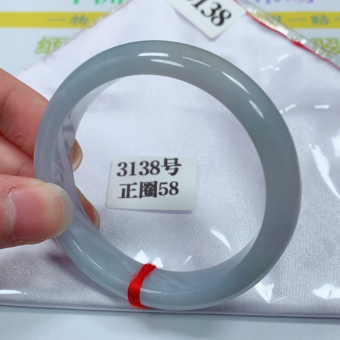 【闪购商品】翡翠手镯未镶嵌3138号