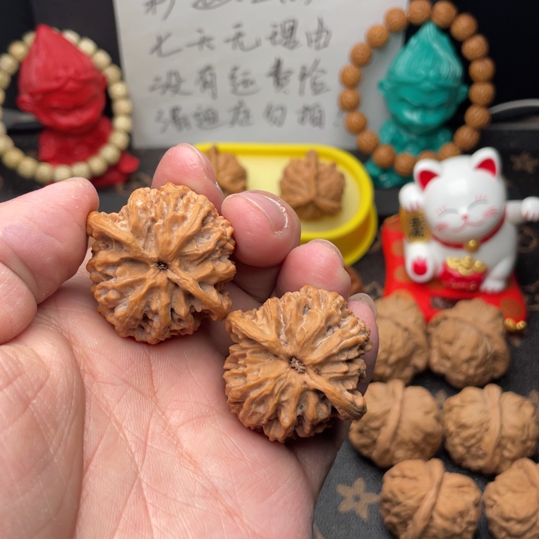 核桃把件郭*二36无修苹果园