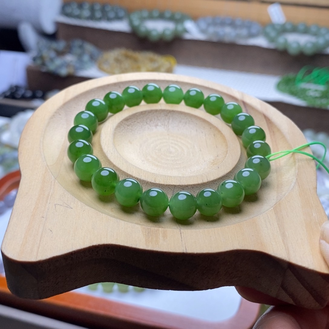 手链未镶嵌和田玉8mm碧玉圆珠